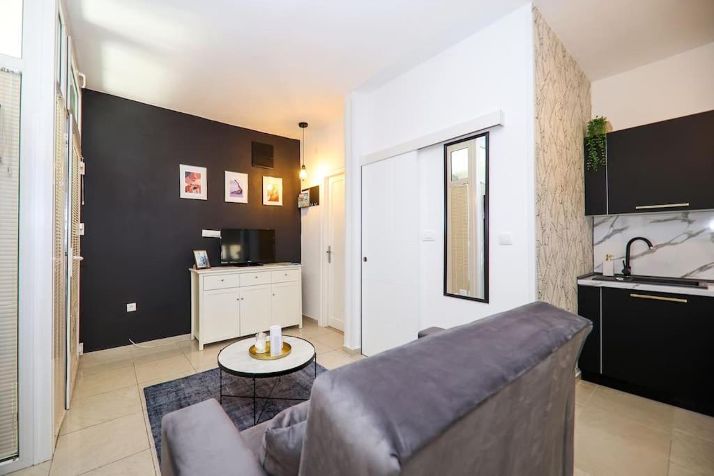 “Minipalais” Apartment In The Heart Of Ζαντάρ Εξωτερικό φωτογραφία